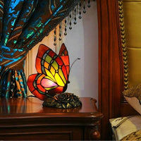 lampe de chevet papillon design et luxe pour la chambre à coucher 