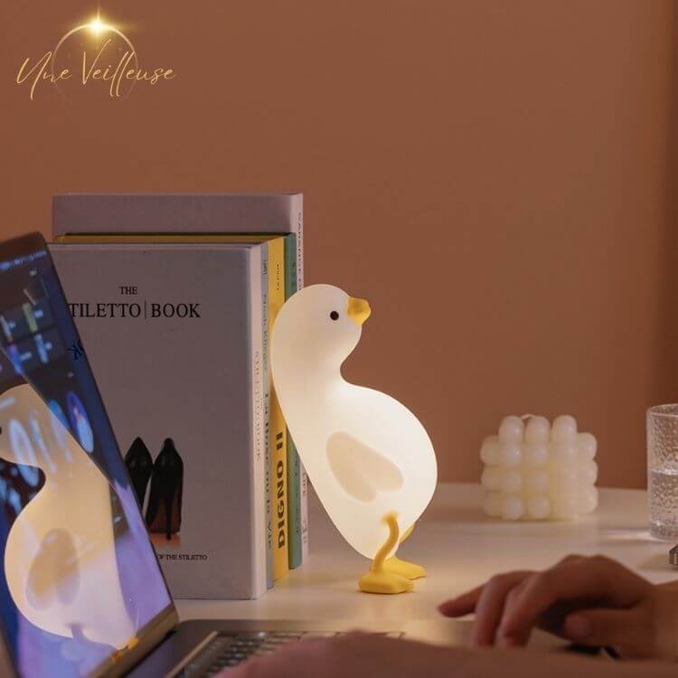 Ipalmay Jolie veilleuse en forme de canard en polypropylène, lampe  rechargeable par USB, ABS + PC, contrôle tactile, réglage de la minuterie  et intensité variable : : Luminaires et Éclairage